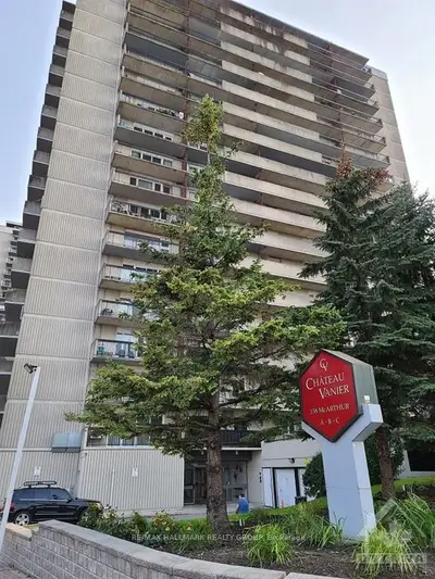 158A McArthur Avenue E 908, Vanier and Kingsview Park, ON K1L 7E7