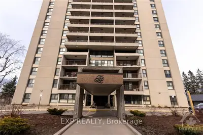 1785 FROBISHER Lane 708, Alta Vista and Area, ON K1G 3T7