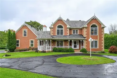 1349 DU GOUVERNEUR Drive, Orleans - Cumberland and Area, ON K4C 1E2