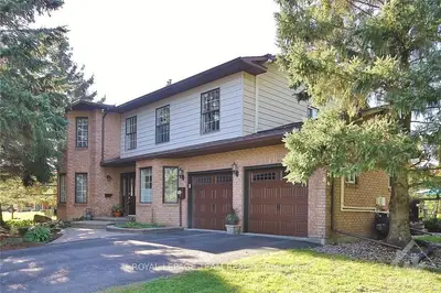 8050 LAURIE Lane, Greely - Metcalfe - Osgoode - Vernon and Area, ON K0A 2P0