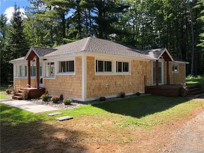 1124 ISLAND VIEW Drive, Petawawa, ON K8H 3R2