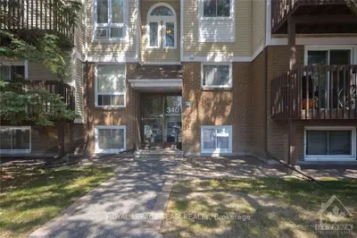 340 FENERTY Court 6, Kanata, ON K2L 3A8