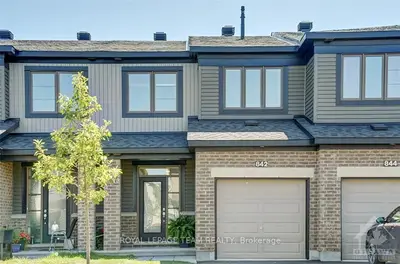 842 JUNE GRASS Street, Orleans - Cumberland and Area, ON K4A 1H4
