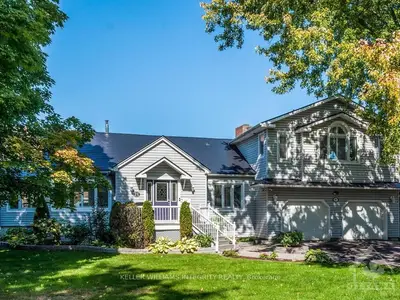 21 Granton Avenue, Meadowlands - Crestview and Area, ON K2G 1W5