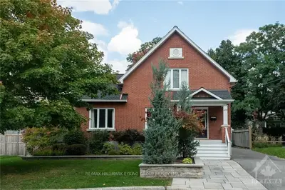 459 BROADVIEW Avenue, Carlingwood - Westboro and Area, ON K2A 2L2