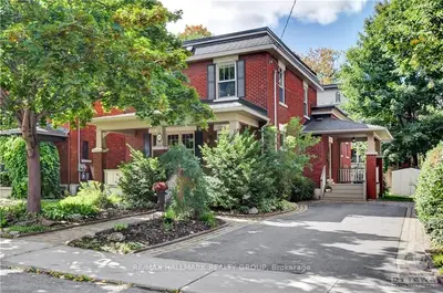 18 HAMPTON Avenue, Tunneys Pasture and Ottawa West, ON K1Y 0N2
