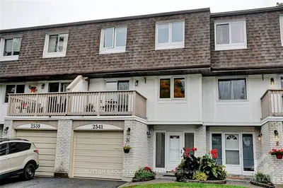 2541 FLANNERY Drive, Billings Bridge - Riverside Park and Area, ON K1V 9R5