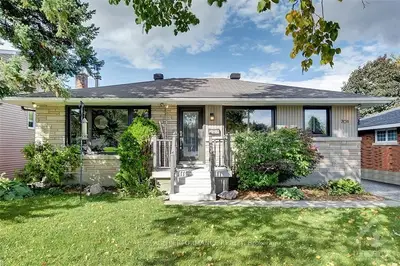 701 PLEASANT PARK Road, Elmvale Acres and Area, ON K1G 1Y3