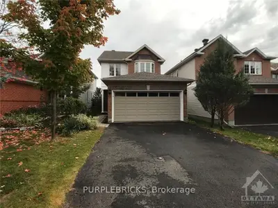 11 Cedar Park Street, Carlington - Central Park, ON K2C 4C2