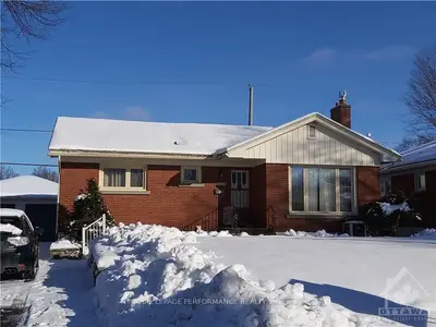 1245 SHERMAN Drive, Belair Park - Copeland Park and Area, ON K2C 2M7