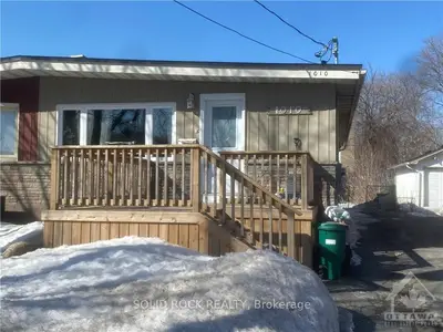 1010 PANET Street, Carlington - Central Park, ON K1Z 6E9