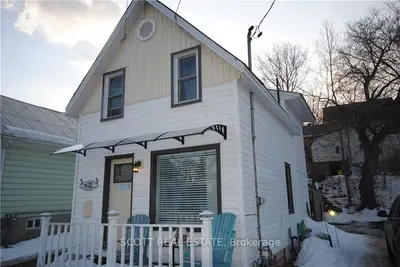 402 DORAN Street, Pembroke, ON K8A 4N5