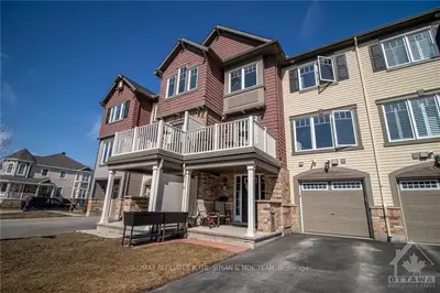 798 MALOJA Way, Stittsville - Munster - Richmond, ON K2S 0V3