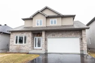 440 BRUGES Street, Russell, ON K0A 1W0