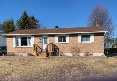 4 James Street, Petawawa, ON K8H 3B5