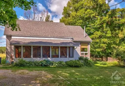 2945 DALHOUSIE CONCESSION 2 Road, Lanark Highlands, ON K0G 1K0