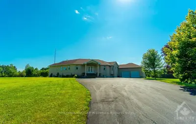 3388 WILHAVEN Drive, Orleans - Cumberland and Area, ON K4C 1K3
