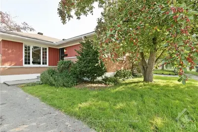 885 WINGATE Drive, Elmvale Acres and Area, ON K1P 5T6