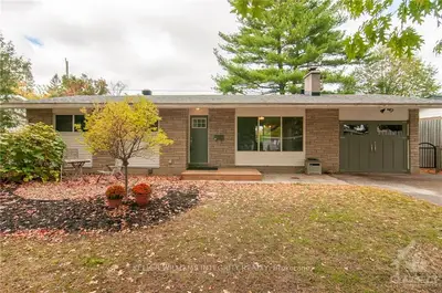 34 BEDALE Drive, Crystal Bay - Rocky Point - Bayshore, ON K2H 5M1