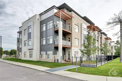 2785 BASELINE Road 202, Parkway Park - Queensway Terrace S and Area, ON K2H 7B5