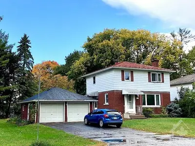 51 CANTER Boulevard, Meadowlands - Crestview and Area, ON K2G 2M3