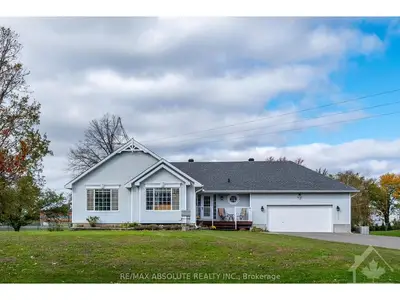 2874 GLENWOOD Drive, Greely - Metcalfe - Osgoode - Vernon and Area, ON K0A 2P0