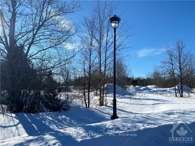 9 AUTUMN Drive, Rideau Lakes, ON K7A 4S5