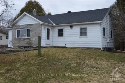 3072 KINBURN SIDE Road, Carp - Dunrobin - Huntley - Fitzroy and Area, ON K0A 2H0