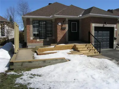 1380 CHICORY Place, Cyrville - Carson Grove - Pineview, ON K1J 1E7