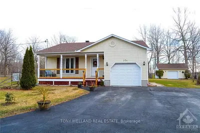 374 CHURCH Street, Russell, ON K4R 1A8