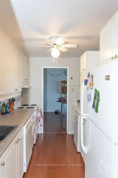 1025 RICHMOND Road 602, Woodroffe, ON K2B 8G8