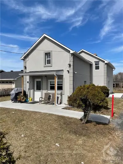 3585 NAVAN Road, Orleans - Convent Glen and Area, ON K4G 1H9