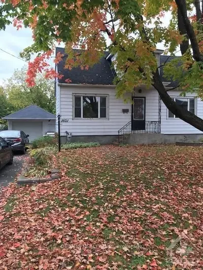 1601 ORTONA Avenue, Mooneys Bay - Carleton Heights and Area, ON K2C 1W4