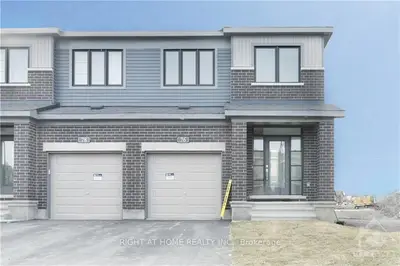 76 Natare Place, Kanata, On K2t 0p3