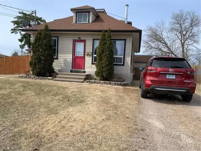 420 NEW Street, Pembroke, ON K8A 4X7