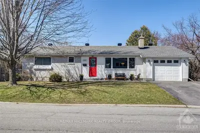 2034 GLENFERN Avenue, Beacon Hill North - South and Area, ON K1J 6G8