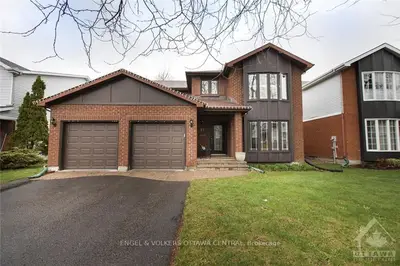 53 PITTAWAY Avenue, Hunt Club - South Keys and Area, ON K1G 4P2