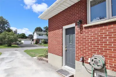 1173 TARA Drive B, Belair Park - Copeland Park and Area, ON K2C 2H4