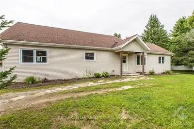781 COUNTY RD 19 Road, Alfred and Plantagenet, ON K0B 1C0