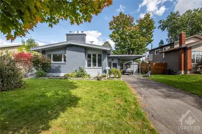 2207 URBANDALE Drive, Elmvale Acres and Area, ON K1G 3G2