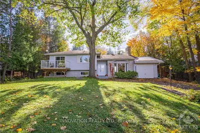 3851 Armitage Avenue, Constance Bay - Dunrobin - Kilmaurs - Woodlawn, On K0a 1t0