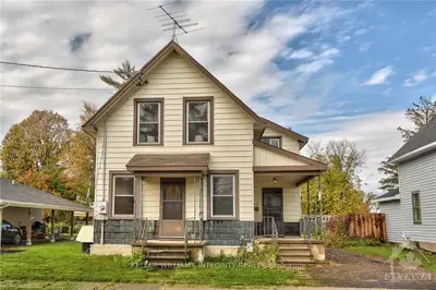 622 MOFFAT Street, Pembroke, ON K8A 3Y1