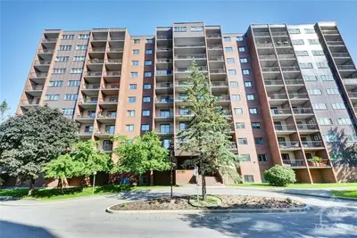 2650 SOUTHVALE Crescent 115, Elmvale Acres and Area, ON K1B 4S9