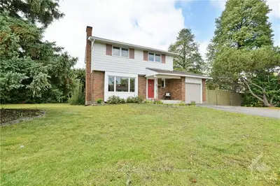 2360 RYDER Street, Alta Vista and Area, ON K1H 6X4