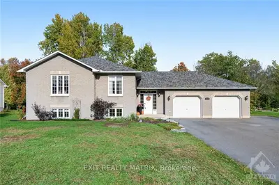 1517 BACK PLACE Avenue, Greely - Metcalfe - Osgoode - Vernon and Area, ON K4P 1R3