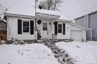 560 KIRKWOOD Avenue, Westboro - Hampton Park, ON K1Z 5X4