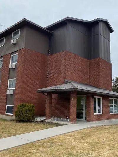 6 CHARLOTTE Place 3, Brockville, ON K6V 6T4