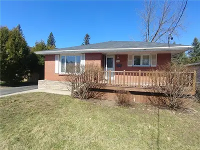 290 BROCK Street, Brockville, ON K6V 4G7