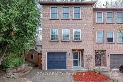 12 OAKLEY Avenue D, Crystal Bay - Rocky Point - Bayshore, ON K2B 6M6