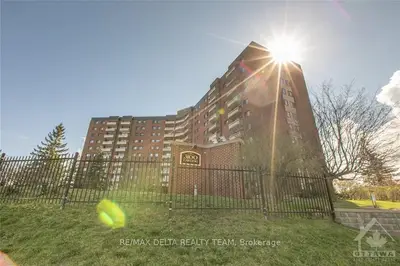 3100 CARLING Avenue 420, Crystal Bay - Rocky Point - Bayshore, ON K2B 6J6